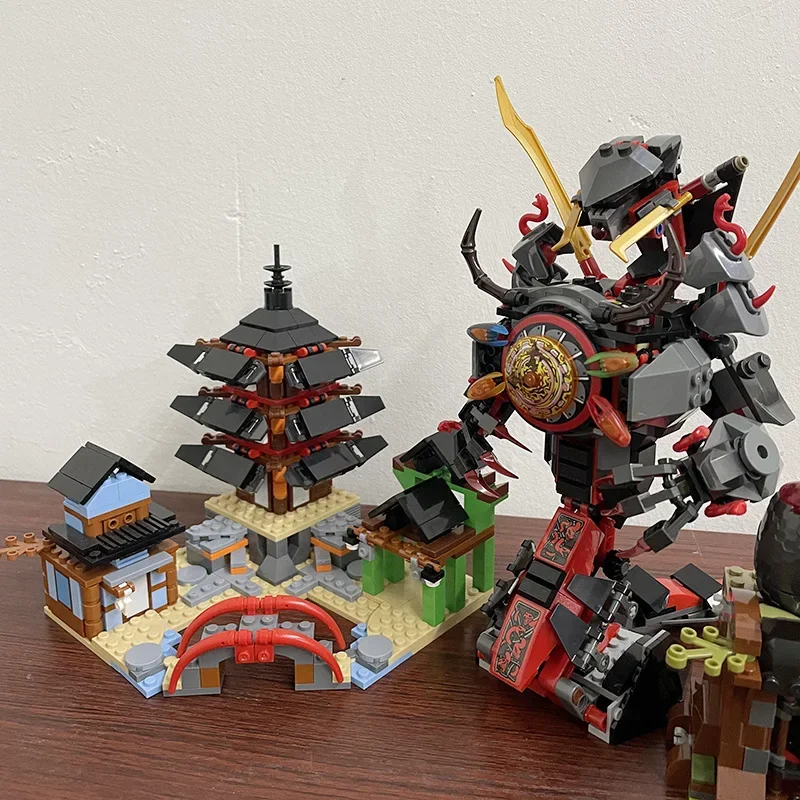 Solar System Orrery - Building Toys Airjitzu Temple Dawn of