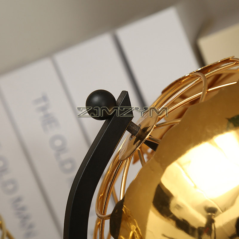 Hollowed-out Metal Globe Ornam - огляд і ціна Solar System Orrery